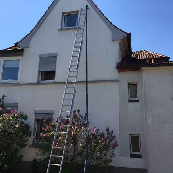 Fertig gedämmte Wand mit Einblasdämmung.