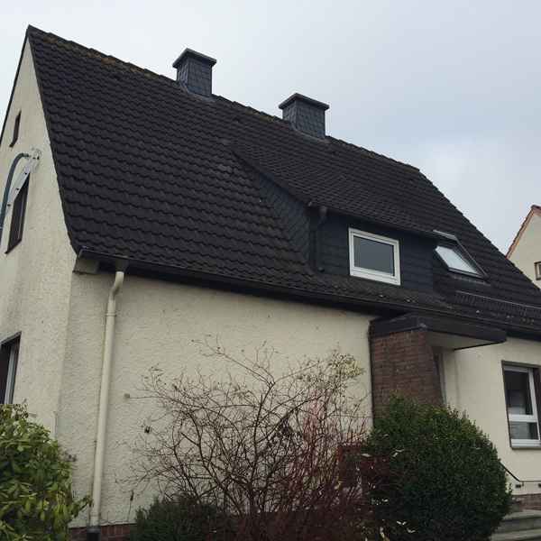 Zweischaliges Mauerwerk mit isofloc Pearl WLG 033 gedämmt.