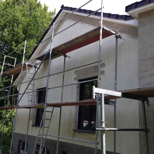 Doppelschaliges Mauerwerk mit isofloc H2WALL gedämmt.