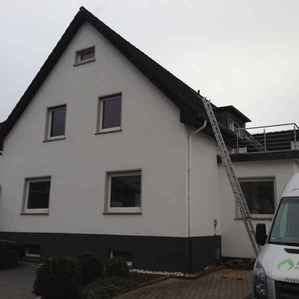 Zweischaliges Mauerwerk mit isofloc H2WALL gedämmt.