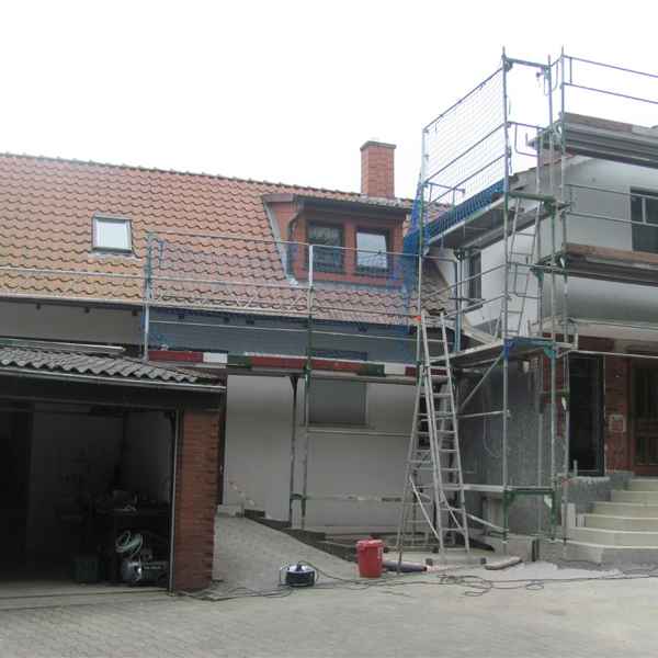 Zweischaliges Mauerwerk mit SLS 20F ausgeblasen.