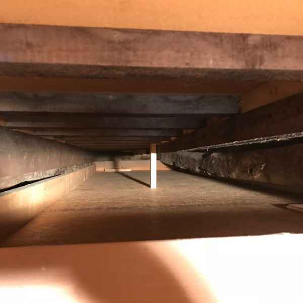 Sparrenfeldbreite größer als 120cm - Dämmstoffhöhe ca. 35cm - die mit Zellulose ausgeblasen werden muss.