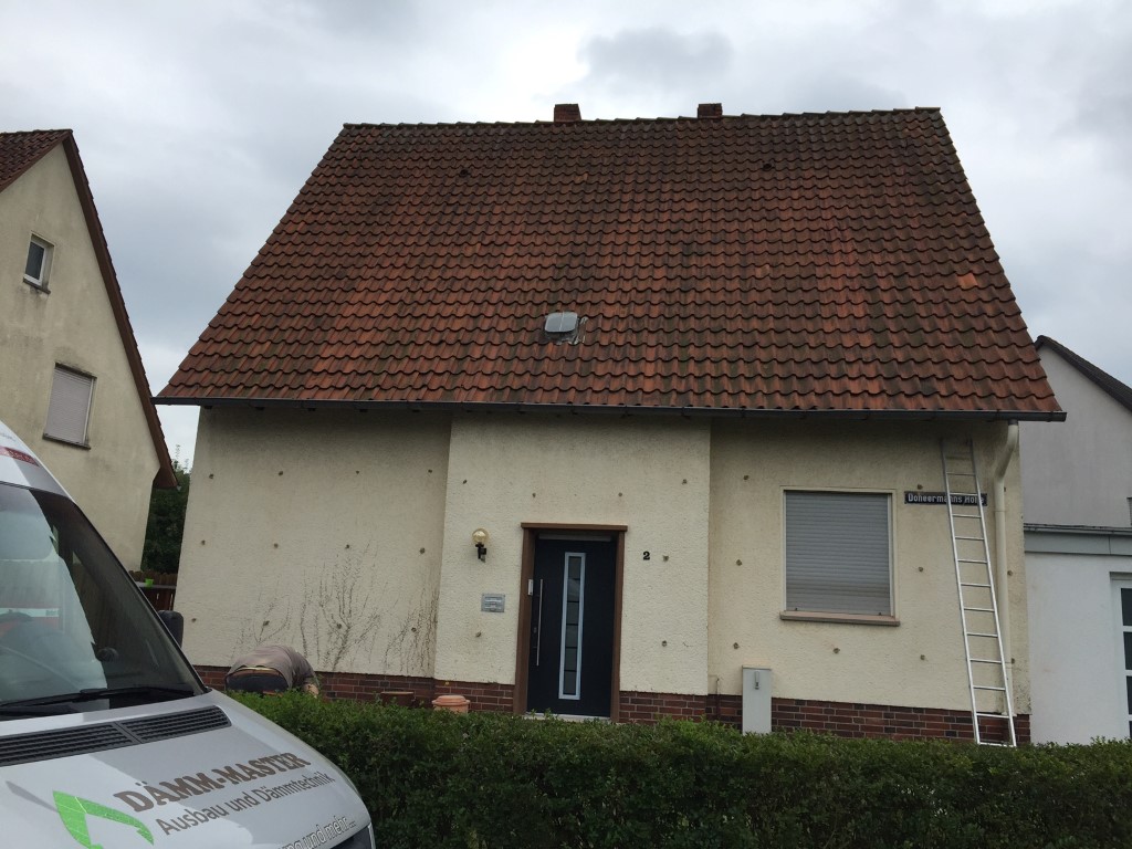 Referenzen in der Kategorie: Außenwand / Kerndämmung